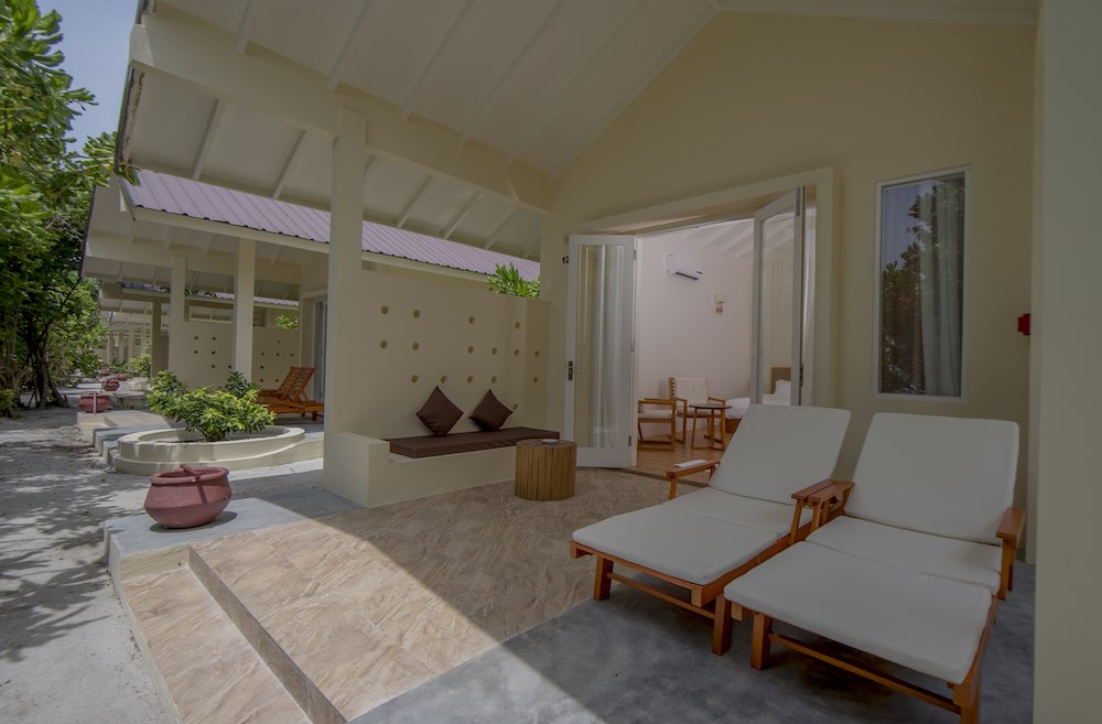 Deluxe Beach Bungalow photo 4